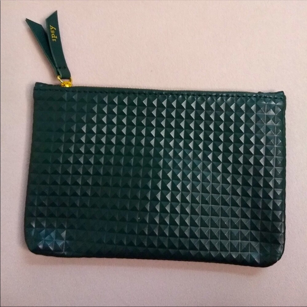 Ipsy raised stud green zipper bag - Picture 1 of 6